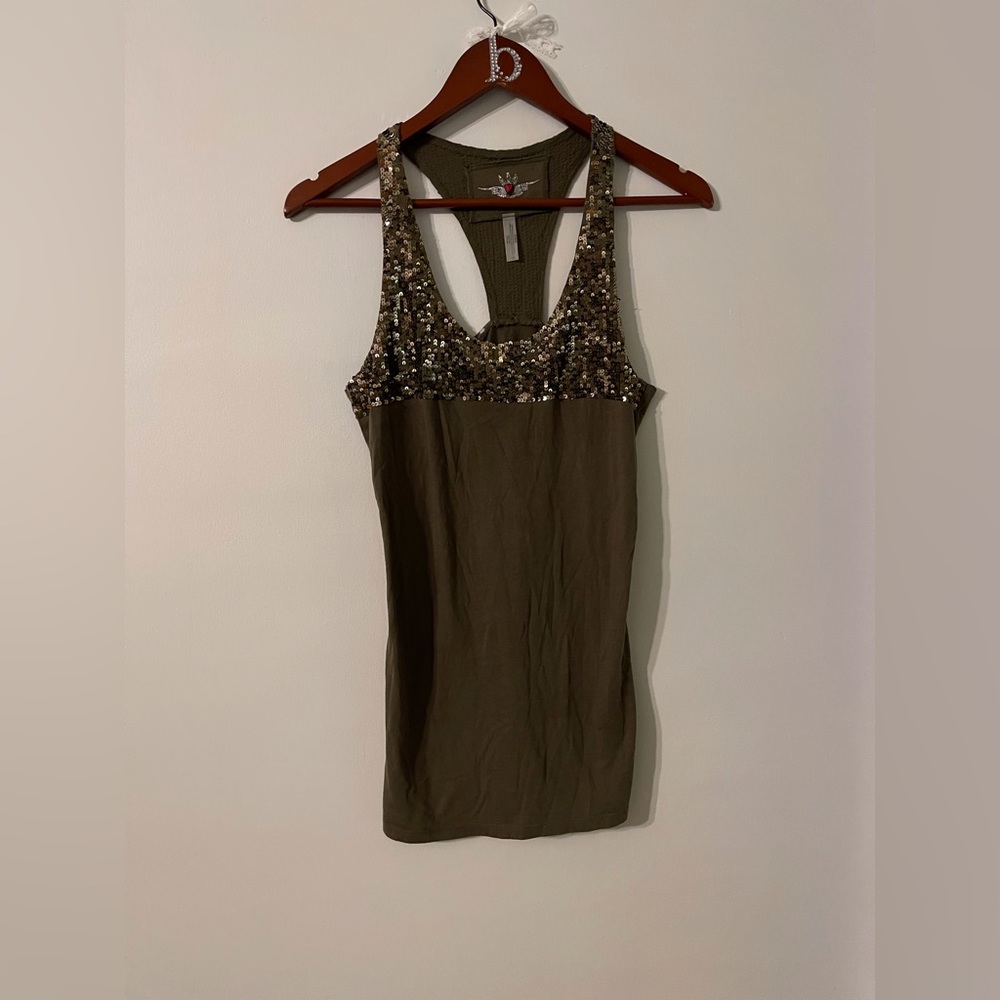 Sequence tank